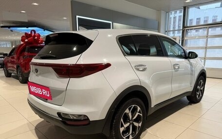 KIA Sportage IV рестайлинг, 2021 год, 2 599 000 рублей, 6 фотография