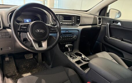 KIA Sportage IV рестайлинг, 2021 год, 2 599 000 рублей, 11 фотография