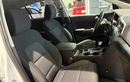 KIA Sportage IV рестайлинг, 2021 год, 2 599 000 рублей, 20 фотография