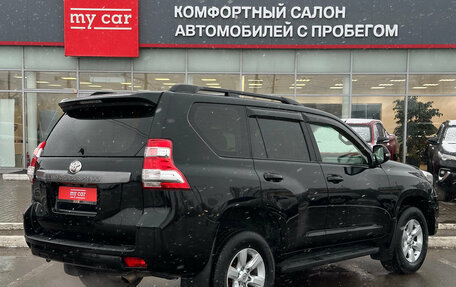 Toyota Land Cruiser Prado 150 рестайлинг 2, 2016 год, 4 245 000 рублей, 4 фотография