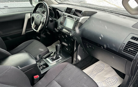 Toyota Land Cruiser Prado 150 рестайлинг 2, 2016 год, 4 245 000 рублей, 9 фотография