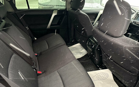 Toyota Land Cruiser Prado 150 рестайлинг 2, 2016 год, 4 245 000 рублей, 16 фотография