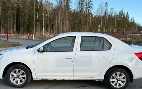 Renault Logan II, 2018 год, 800 000 рублей, 6 фотография