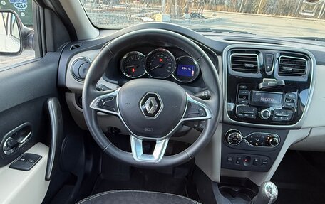Renault Logan II, 2018 год, 800 000 рублей, 9 фотография