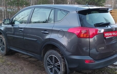 Toyota RAV4, 2013 год, 2 090 000 рублей, 3 фотография