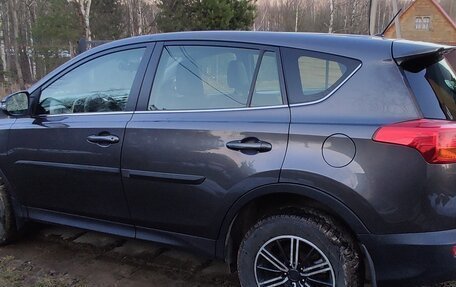 Toyota RAV4, 2013 год, 2 090 000 рублей, 5 фотография