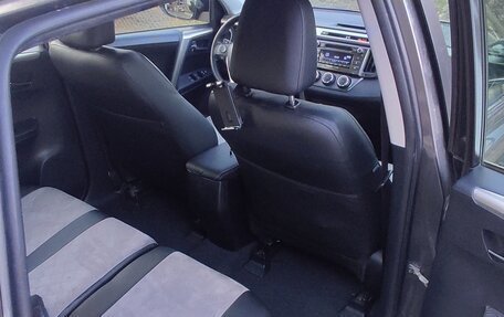 Toyota RAV4, 2013 год, 2 090 000 рублей, 23 фотография