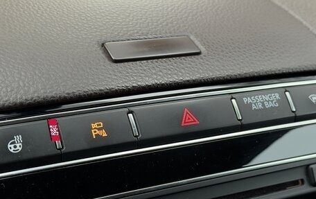 Volkswagen Touareg III, 2016 год, 2 790 000 рублей, 15 фотография