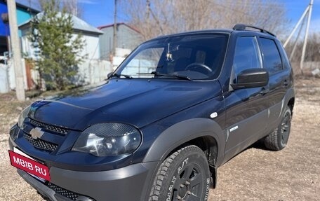 Chevrolet Niva I рестайлинг, 2012 год, 370 000 рублей, 3 фотография