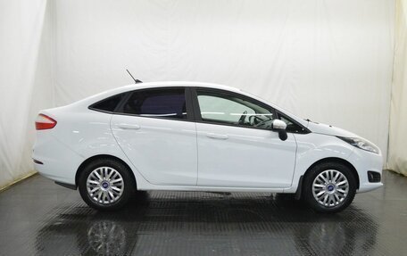 Ford Fiesta, 2017 год, 731 000 рублей, 4 фотография