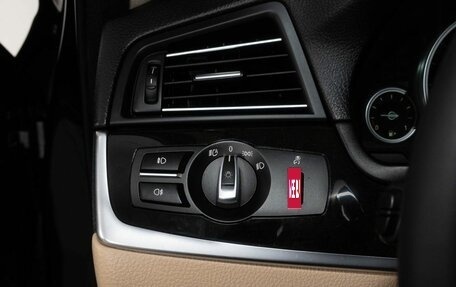 BMW 5 серия, 2015 год, 2 700 000 рублей, 21 фотография