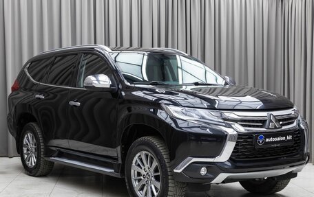 Mitsubishi Pajero Sport III рестайлинг, 2018 год, 3 199 000 рублей, 3 фотография