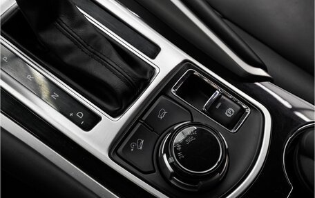 Mitsubishi Pajero Sport III рестайлинг, 2018 год, 3 199 000 рублей, 19 фотография