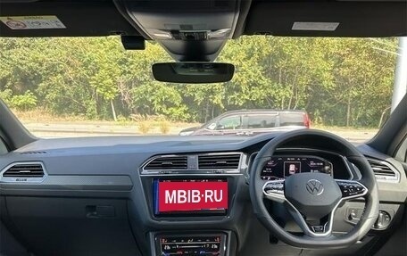 Volkswagen Tiguan II, 2022 год, 2 200 001 рублей, 8 фотография