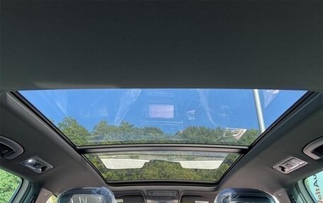 Volkswagen Tiguan II, 2022 год, 2 200 001 рублей, 16 фотография