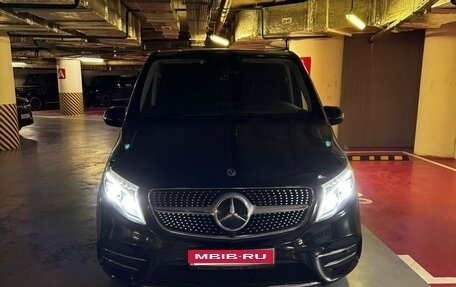 Mercedes-Benz V-Класс, 2016 год, 5 000 000 рублей, 1 фотография