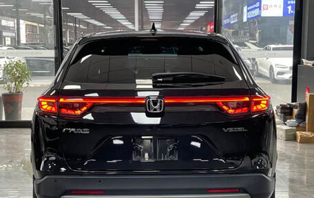 Honda Vezel, 2023 год, 1 710 000 рублей, 5 фотография