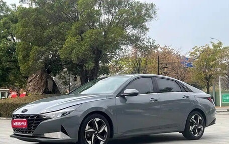 Hyundai Elantra, 2021 год, 1 100 000 рублей, 1 фотография
