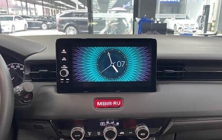 Honda Vezel, 2023 год, 1 710 000 рублей, 13 фотография