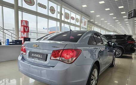 Chevrolet Cruze II, 2010 год, 899 000 рублей, 7 фотография
