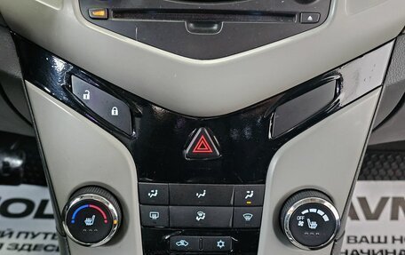 Chevrolet Cruze II, 2010 год, 899 000 рублей, 19 фотография