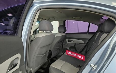 Chevrolet Cruze II, 2010 год, 899 000 рублей, 13 фотография