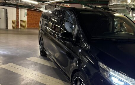 Mercedes-Benz V-Класс, 2016 год, 5 000 000 рублей, 2 фотография