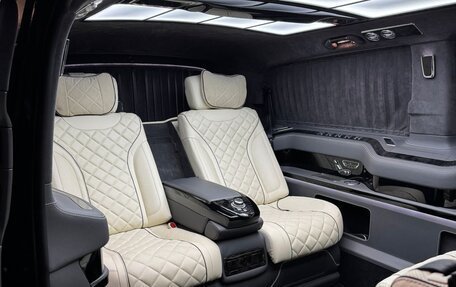 Mercedes-Benz V-Класс, 2016 год, 5 000 000 рублей, 10 фотография