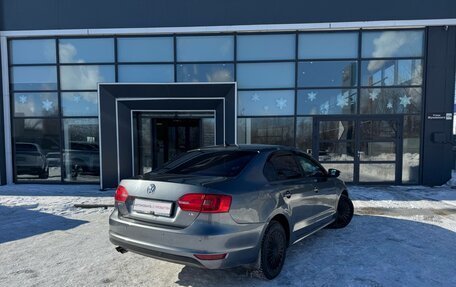 Volkswagen Jetta VI, 2012 год, 900 000 рублей, 5 фотография