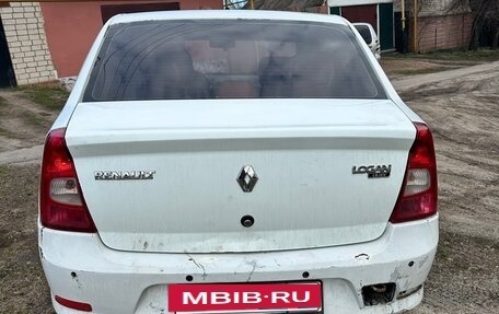 Renault Logan I, 2013 год, 250 000 рублей, 3 фотография