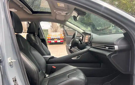 Hyundai Elantra, 2021 год, 1 100 000 рублей, 9 фотография