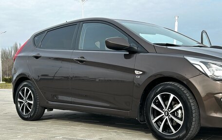 Hyundai Solaris II рестайлинг, 2015 год, 1 045 000 рублей, 6 фотография