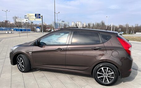 Hyundai Solaris II рестайлинг, 2015 год, 1 045 000 рублей, 5 фотография