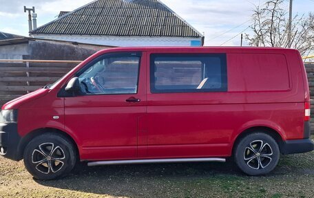 Volkswagen Transporter T5 рестайлинг, 2013 год, 1 700 000 рублей, 3 фотография