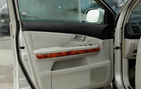 Lexus RX II рестайлинг, 2004 год, 1 450 000 рублей, 16 фотография