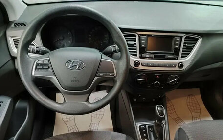 Hyundai Solaris II рестайлинг, 2019 год, 1 520 000 рублей, 11 фотография