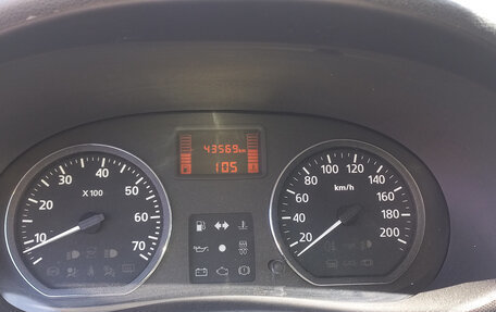 Renault Logan I, 2014 год, 840 000 рублей, 4 фотография