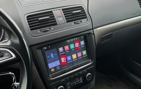 Skoda Yeti I рестайлинг, 2014 год, 1 430 000 рублей, 8 фотография