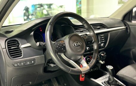 KIA Rio IV, 2018 год, 1 400 000 рублей, 9 фотография