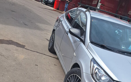 Hyundai Solaris II рестайлинг, 2014 год, 600 000 рублей, 8 фотография