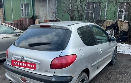 Peugeot 206, 2000 год, 155 990 рублей, 2 фотография