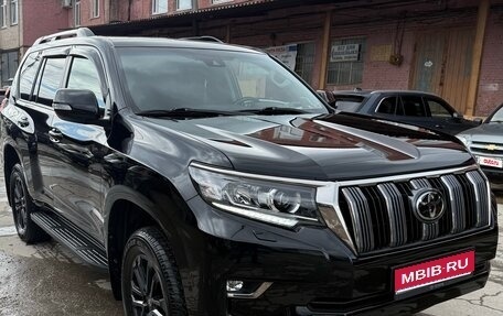 Toyota Land Cruiser Prado 150 рестайлинг 2, 2022 год, 6 950 000 рублей, 1 фотография