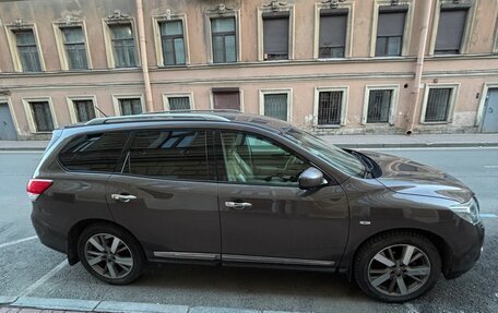 Nissan Pathfinder, 2014 год, 1 650 000 рублей, 12 фотография