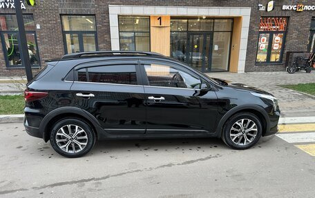 KIA Rio IV, 2021 год, 2 000 000 рублей, 2 фотография