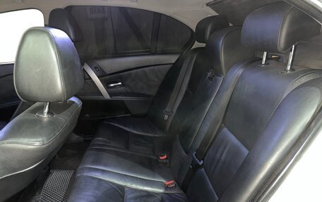 BMW 5 серия, 2004 год, 700 000 рублей, 8 фотография