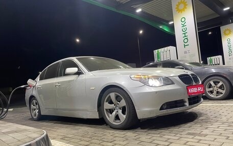 BMW 5 серия, 2004 год, 700 000 рублей, 12 фотография