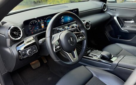 Mercedes-Benz CLA, 2022 год, 2 650 000 рублей, 12 фотография