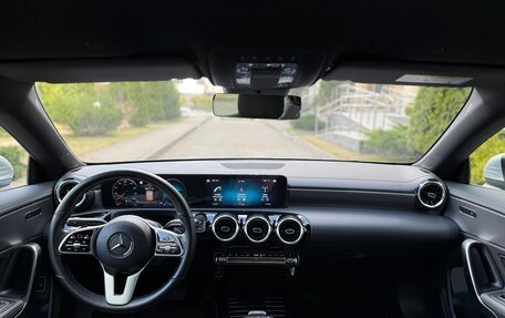 Mercedes-Benz CLA, 2022 год, 2 650 000 рублей, 15 фотография