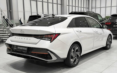 Hyundai Elantra, 2023 год, 1 875 000 рублей, 5 фотография