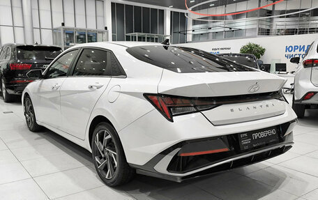 Hyundai Elantra, 2023 год, 1 875 000 рублей, 7 фотография